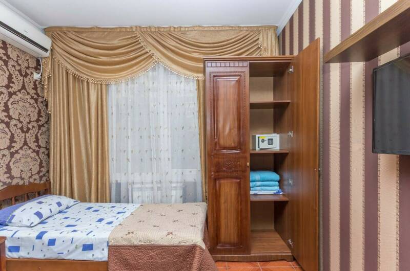 Трехместный номер (2 этаж 4б номер)