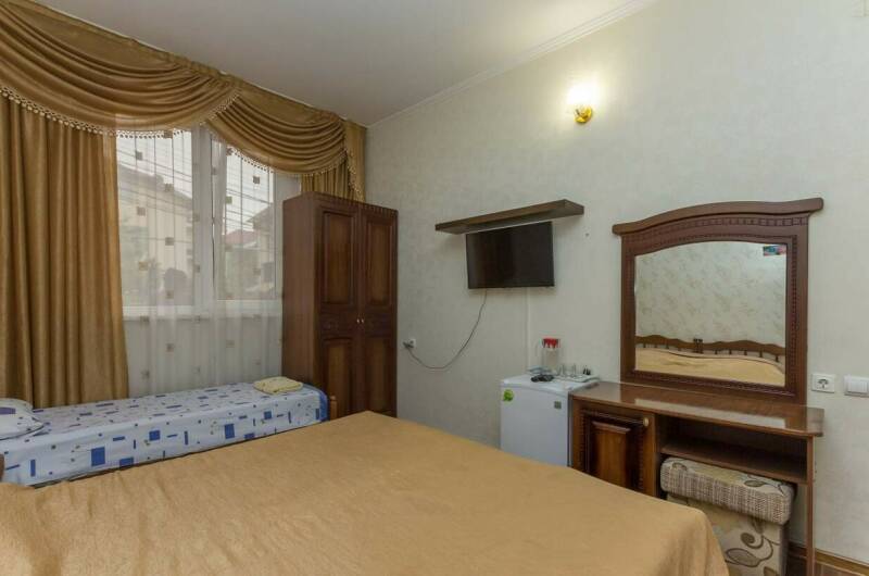 Трехместный номер (1 этаж 2б номер)