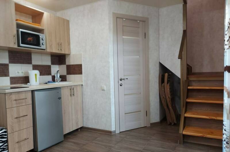 #8 двухкомнатный номер с кухней