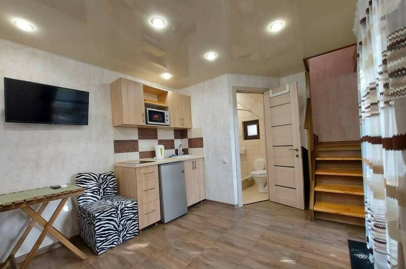 #8 двухкомнатный номер с кухней