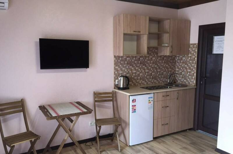 № 7 однокомнатный двухместный номер с кухней