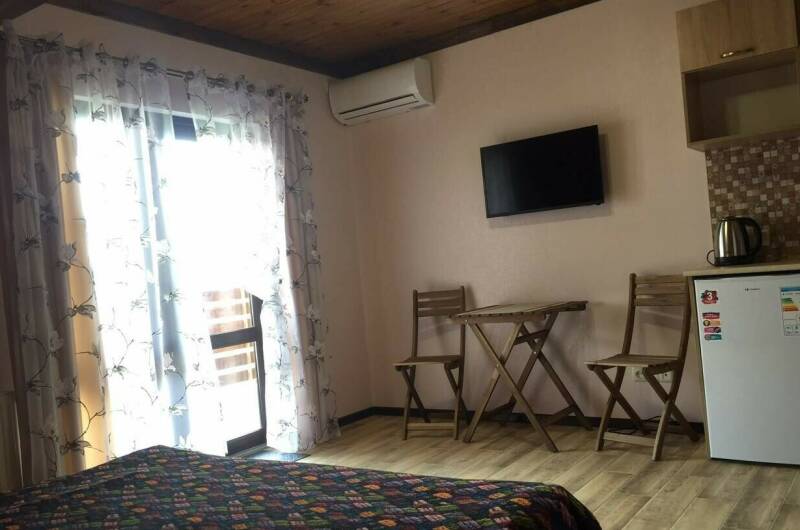 № 7 однокомнатный двухместный номер с кухней