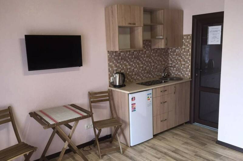 № 7 однокомнатный двухместный номер с кухней