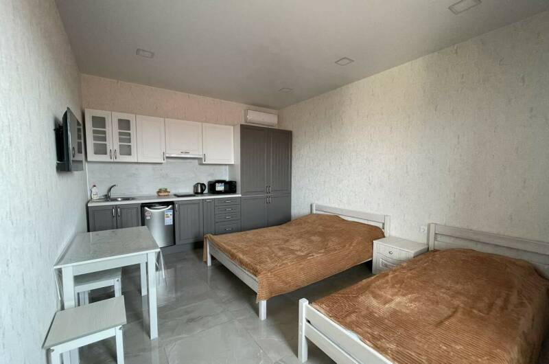 Студия 3х местный