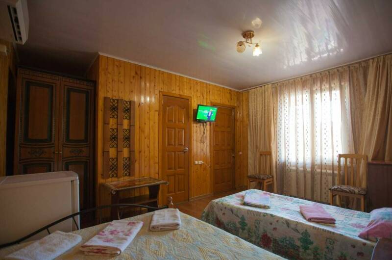 "Стандарт" 3х местный,с удобствами и кондиционером