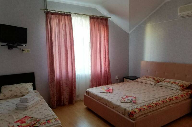 Трехместный номер с удобствами