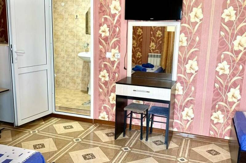 4-х местный номер с удобствами 2−3 этаж