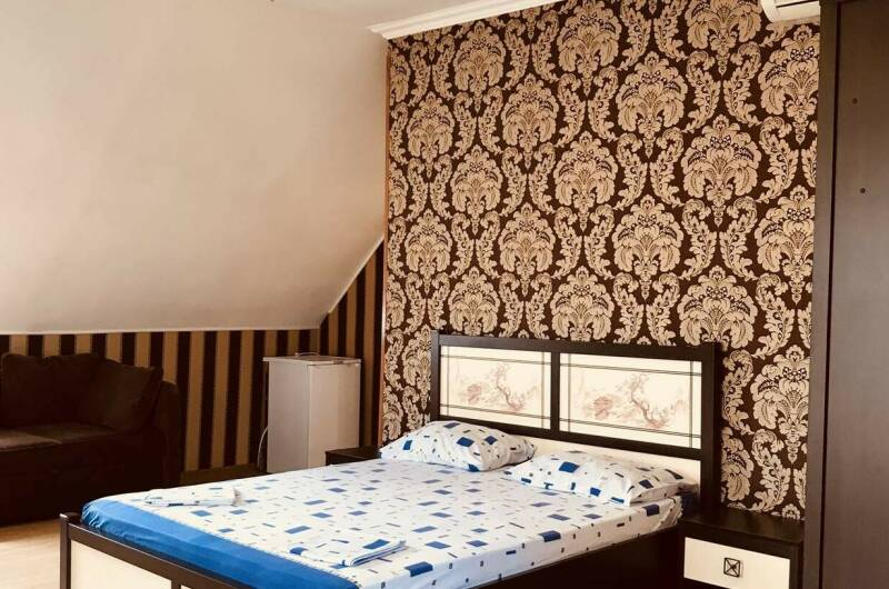 Трёхместный номер + доп места (45км) с балконом