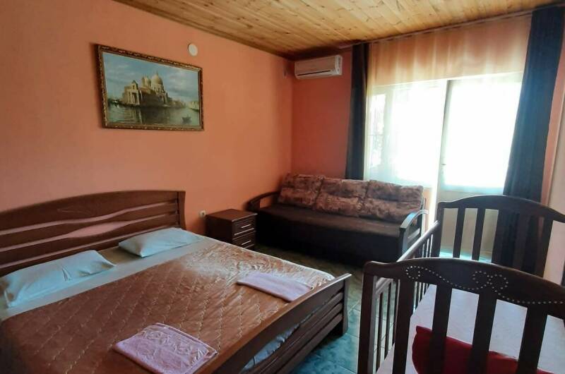 Однокомнатный семейный 4х местный