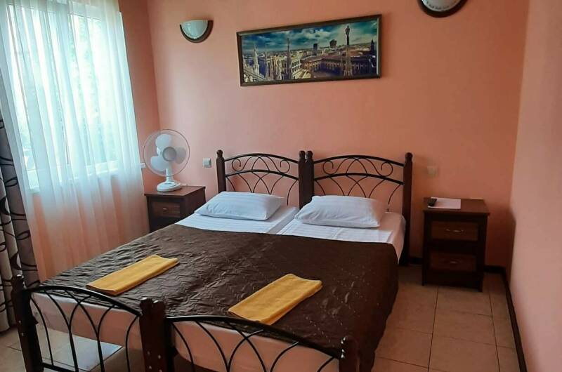 Двухкомнатный семейный с кухней