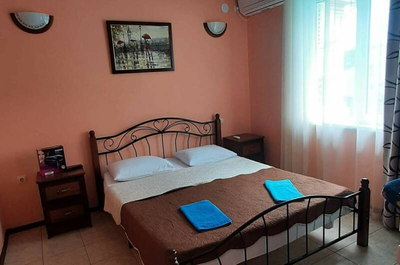 Двухкомнатный семейный с кухней