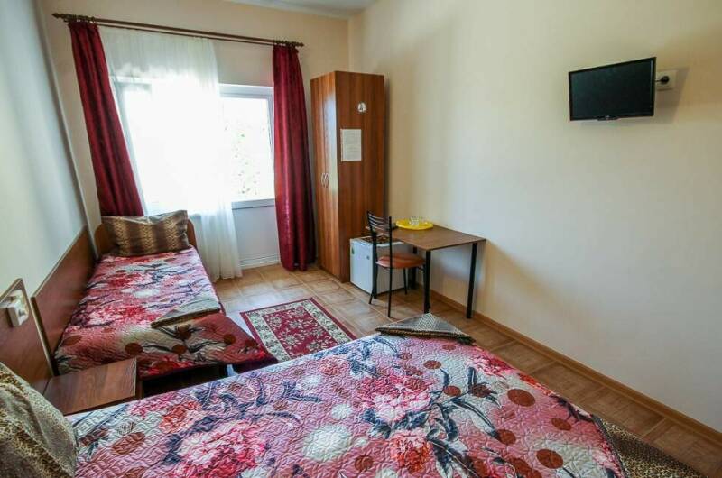 Трехместный на террасе