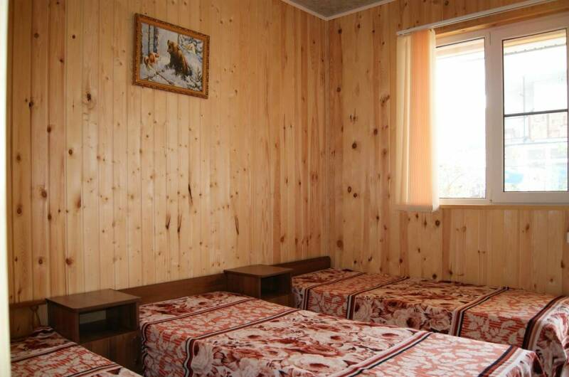 «Люкс» 3-х местный с раздельными кроватями