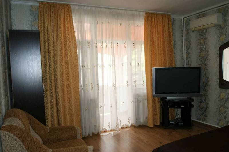 Номер «Люкс 2+1+1» 4-х местный