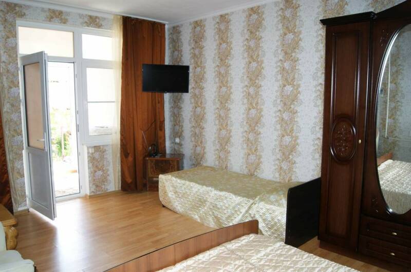 Номер «Люкс» 2+1+1+1″ 5-ти местный