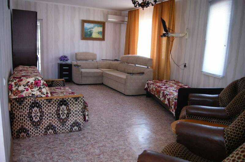 Номер «Люкс» 2+2+1″ 5-ти местный со своей кухней