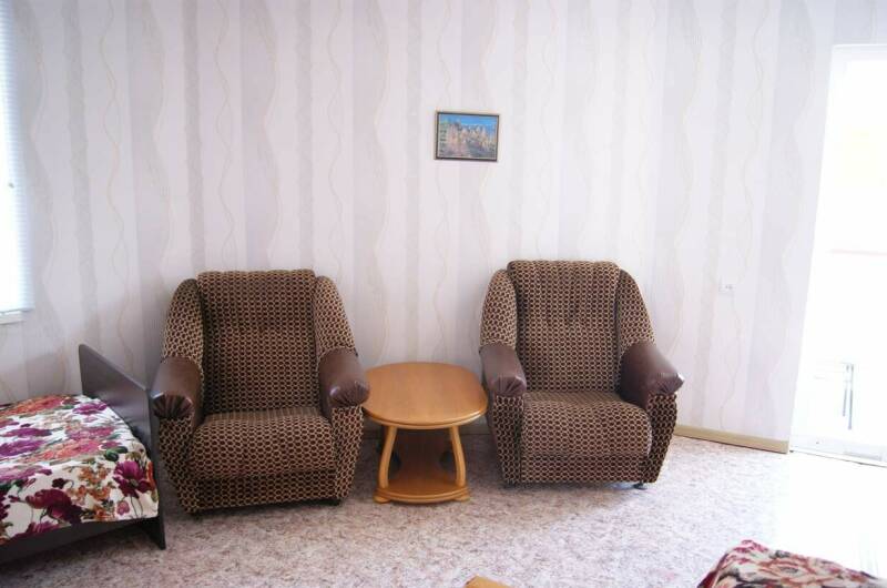 Номер «Люкс» 2+2+1″ 5-ти местный со своей кухней