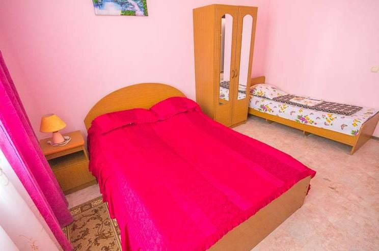 Трехместный номер с удобствами