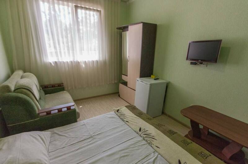 "Стандарт" зеленый, 2х-4х местный 