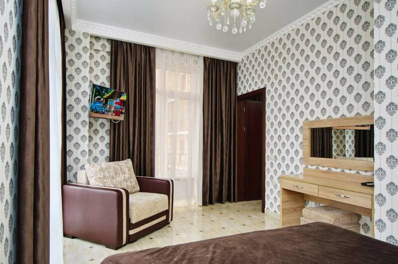 Люкс двухкомнатный пятиместный с балконом