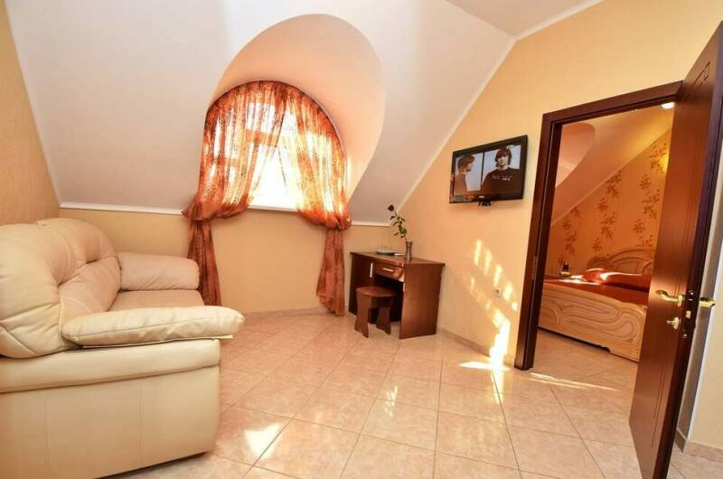 Люкс двухкомнатный четырехместный без балкона