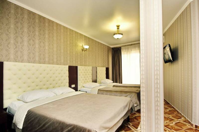 Четырехместный номер с балконом