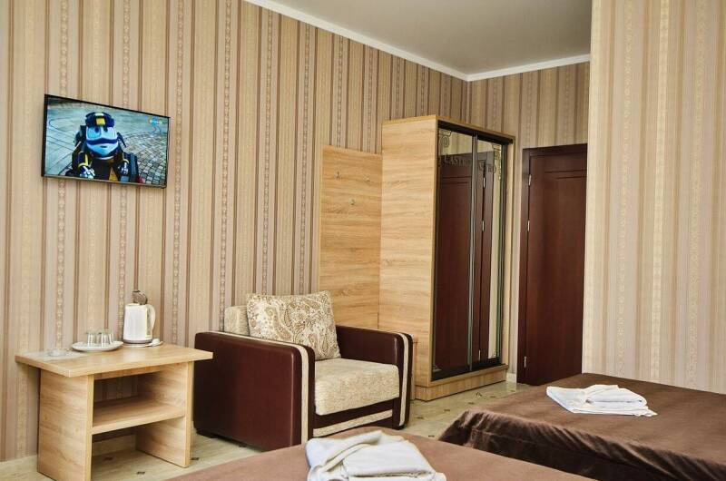 Четырехместный номер с балконом