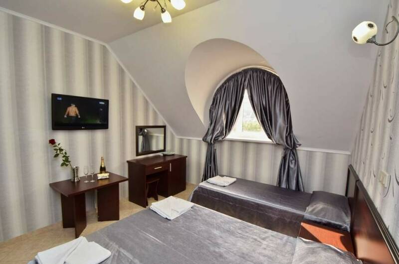 Трехместный номер без балкона