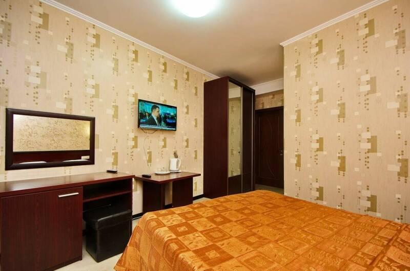 Двухместный номер без балкона на цоколе