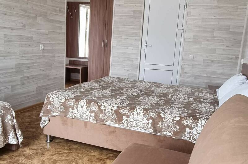 Четырёхместный номер с удобствами