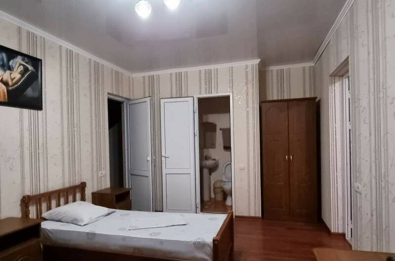 Трехместный номер с удобствами