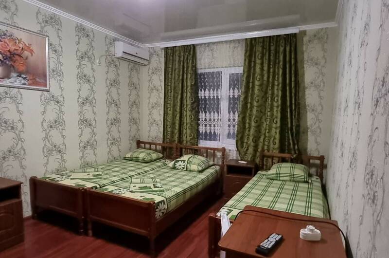 Трехместный номер с удобствами