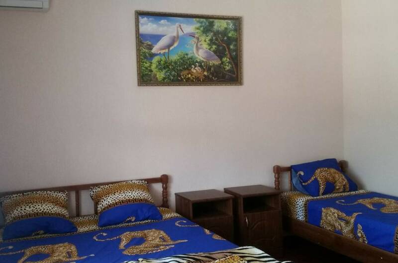 Двухкомнатный номер с удобствами и кухней в номере