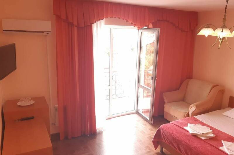 Пятиместный «Полулюкс»