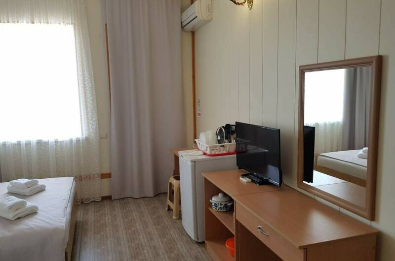 Полулюкс 3х с общим балконом на море