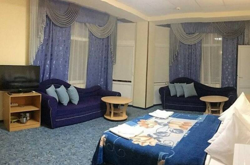 Семейный номер с балконом 2 этаж