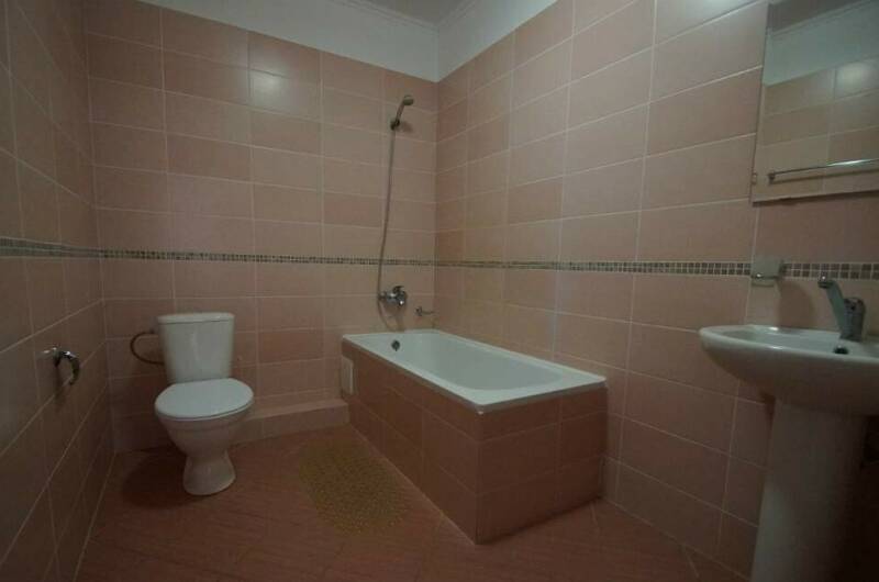 3-х местный в блоке с 2х местным