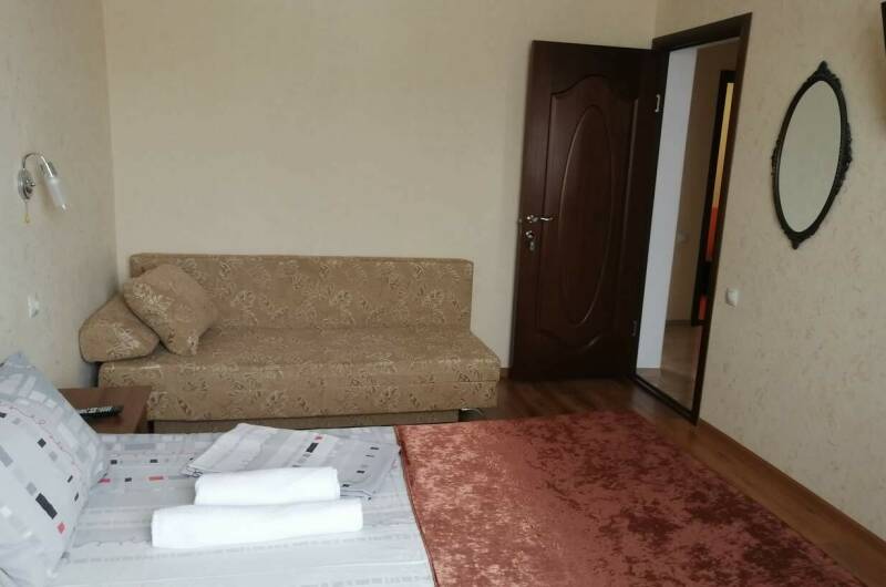 Комната с балконом на 3 чел «плюс»