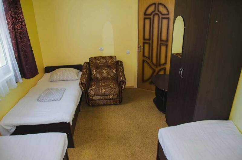 3-х местная комната без удобств