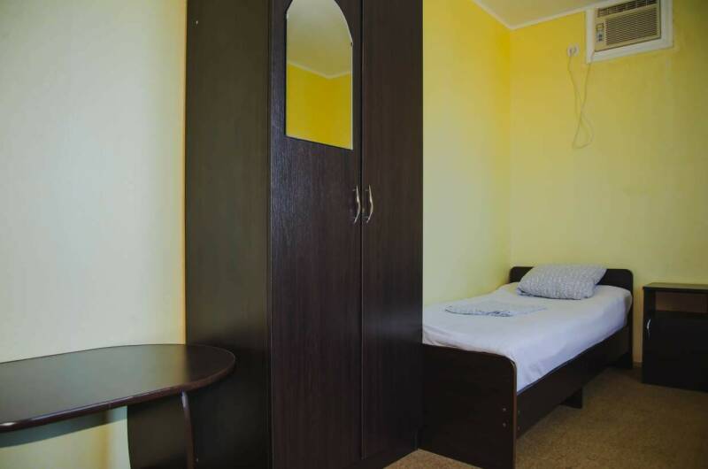 3-х местная комната без удобств