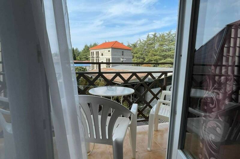 Трёхместный номер с удобствами