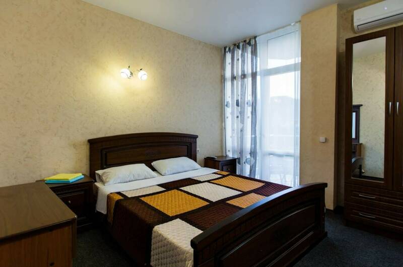 Двухместный номер с отдельным балконом