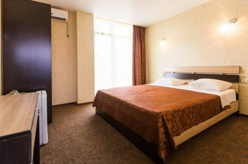 Двухместный номер с отдельным балконом