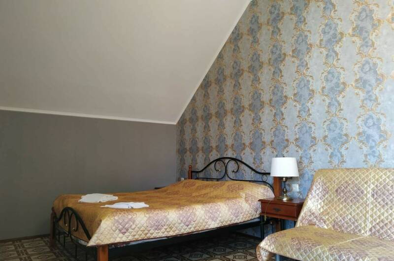 Трехместный «Полулюкс» с балконом и доп. местом