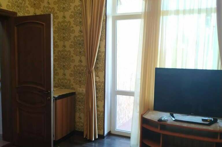 Двухкомнатный семейный «Люкс» с балконом+допместом