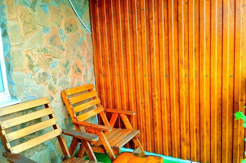 «Цветочный» 2-х мест. с балконом с видом на озеро