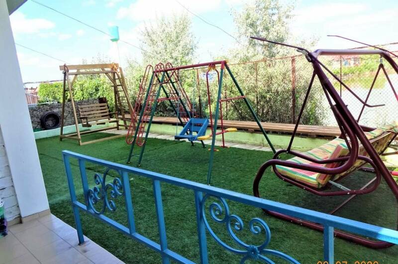 «Орхидея» с террасой, с ванной, кухней и бассейном