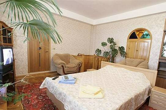 6-и местный в коттедже 1 этаж