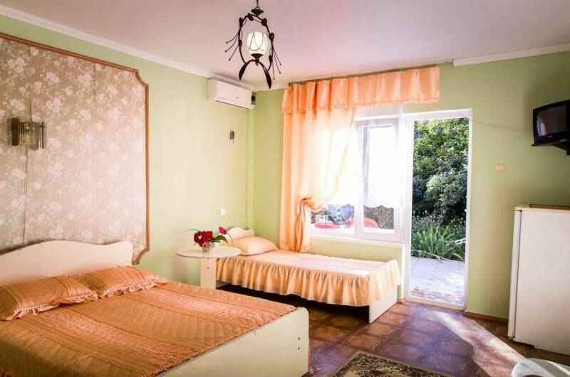 № 1,2 Четырехместный номер с удобствами