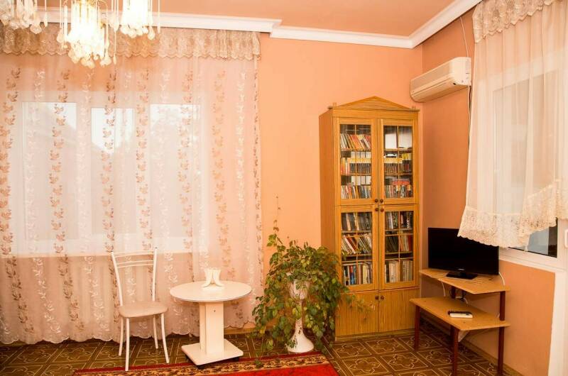 № 13 Четырехместный с удобствами на 2 номера